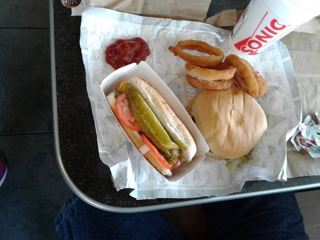 Sonic Drive-In | restaurant | 5080 Butler Point Rd, Jacksonville, FL 32256, USA | 9042819945 OR +1 904-281-9945