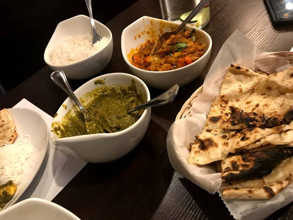 Siri Indian Restaurant | restaurant | 1520 W Taylor St, Chicago, IL 60607, USA | 3127667474 OR +1 312-766-7474