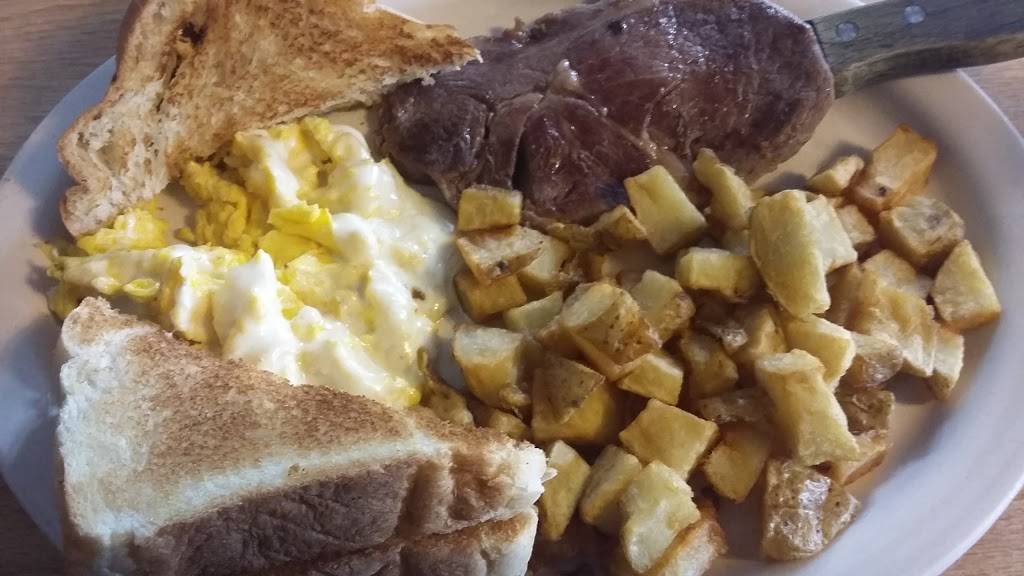 Foxy Roxys | restaurant | 124 Market St, Potsdam, NY 13676, USA | 3152680109 OR +1 315-268-0109