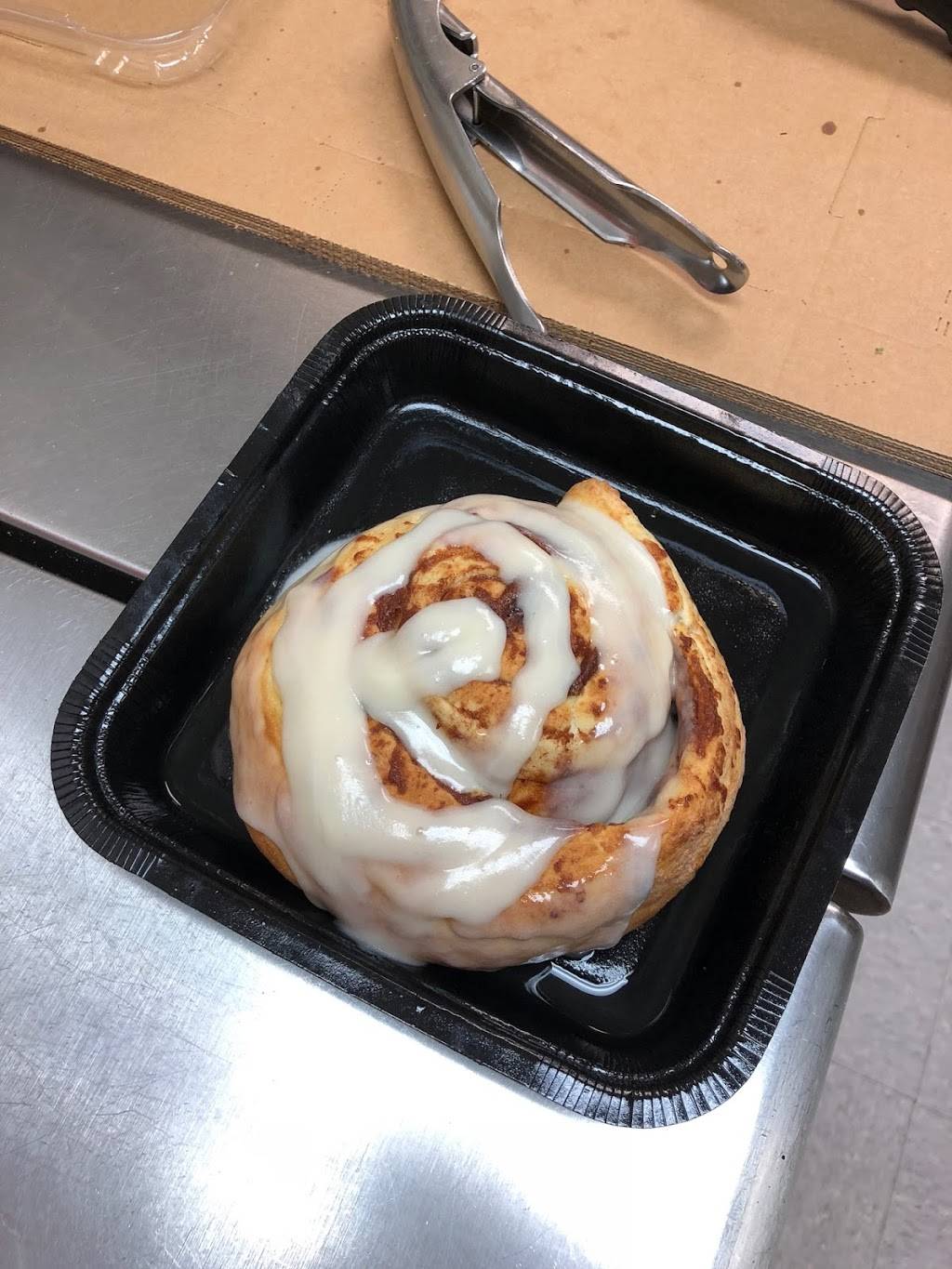 Little Caesars Pizza | restaurant | 1015 S Ridgewood Ave, Edgewater, FL 32132, USA | 3864102423 OR +1 386-410-2423