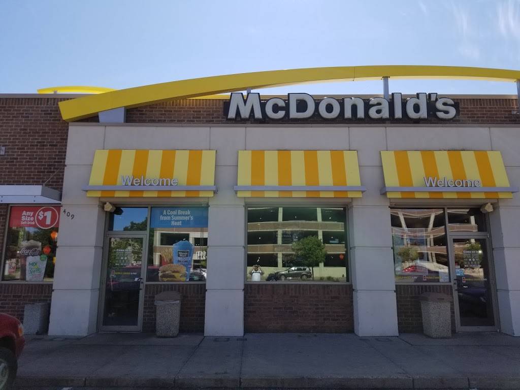 McDonalds | cafe | 409 Forest St, Wausau, WI 54403, USA | 7158422999 OR +1 715-842-2999