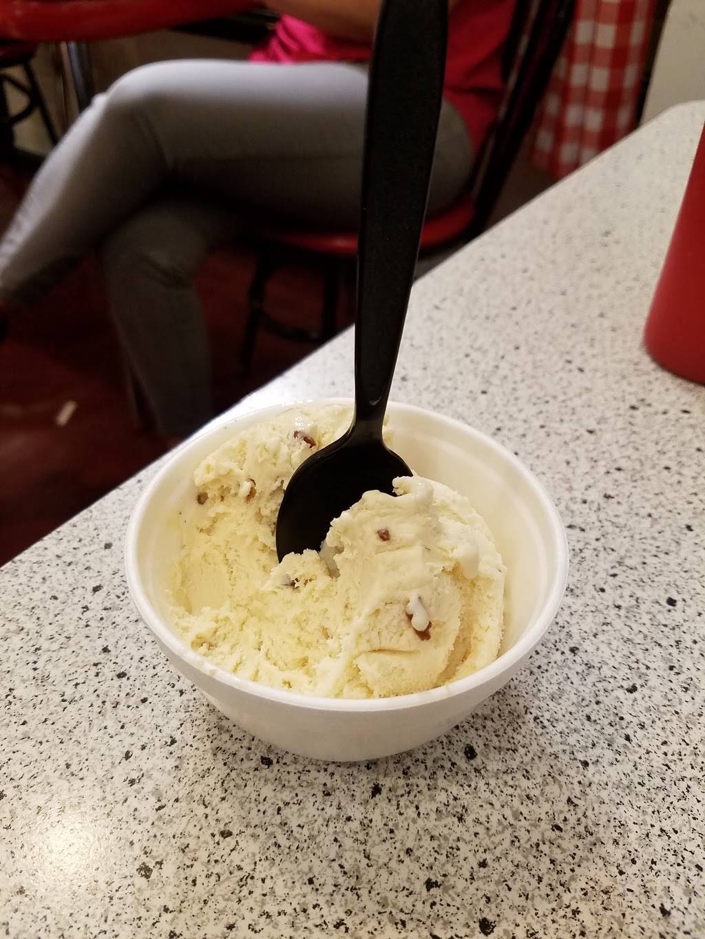 Krispy Creations | restaurant | 7013 N 58th Ave, Glendale, AZ 85301, USA | 6239150100 OR +1 623-915-0100