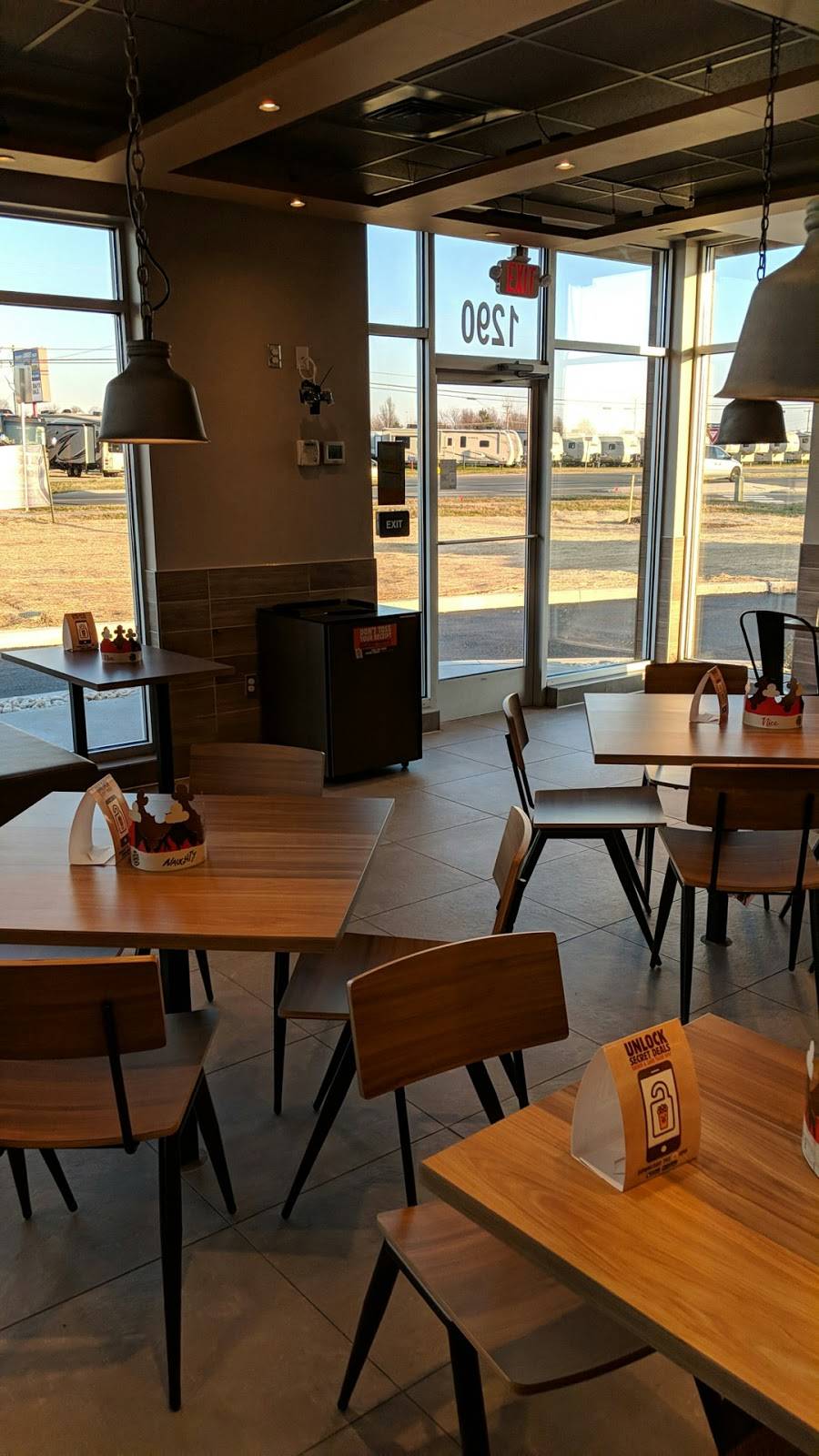 Burger King | restaurant | 1282 S Dupont Blvd, Smyrna, DE 19977, USA | 3024713163 OR +1 302-471-3163