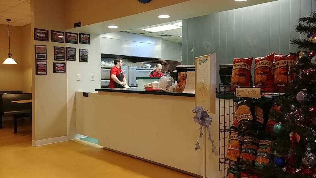 Coccas Pizza | restaurant | 10829 Main St, New Middletown, OH 44442, USA | 3305420444 OR +1 330-542-0444