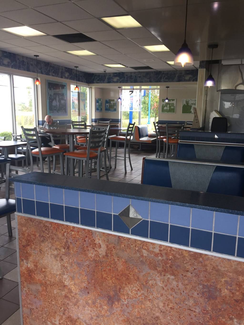 White Castle | restaurant | 3175 IN-3, New Castle, IN 47362, USA | 7655294591 OR +1 765-529-4591