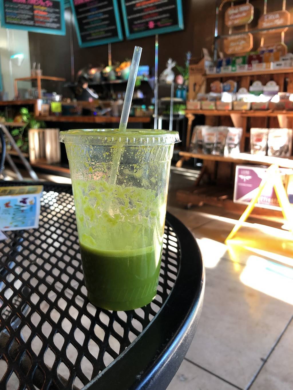 Glowing Juices / Vegan Market | restaurant | 1557 Echo Park Ave, Los Angeles, CA 90026, USA | 2135370680 OR +1 213-537-0680