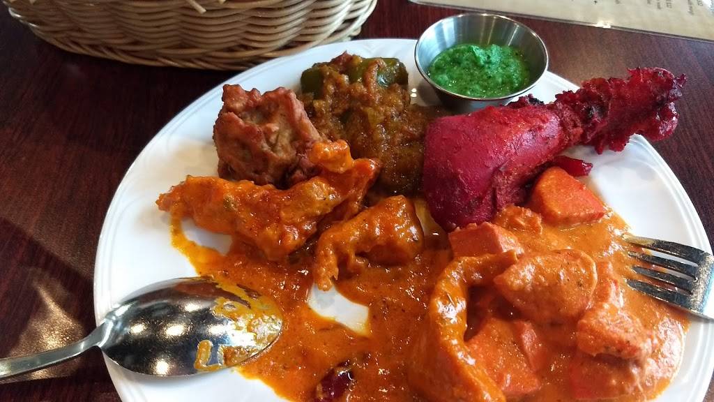 Naan & Brew | restaurant | 200 E Maple St #101, Bellingham, WA 98225, USA | 3603895493 OR +1 360-389-5493