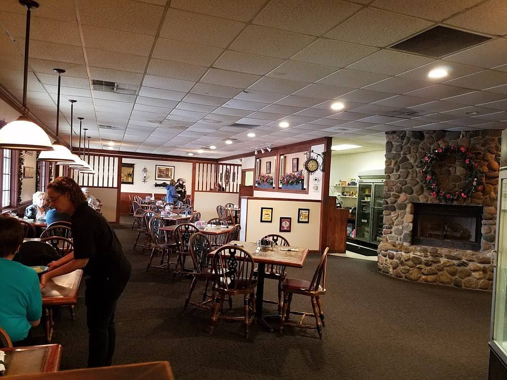 Dutch Country Restaurant | restaurant | 15015 Kinsman Rd, Middlefield, OH 44062, USA | 4408349785 OR +1 440-834-9785