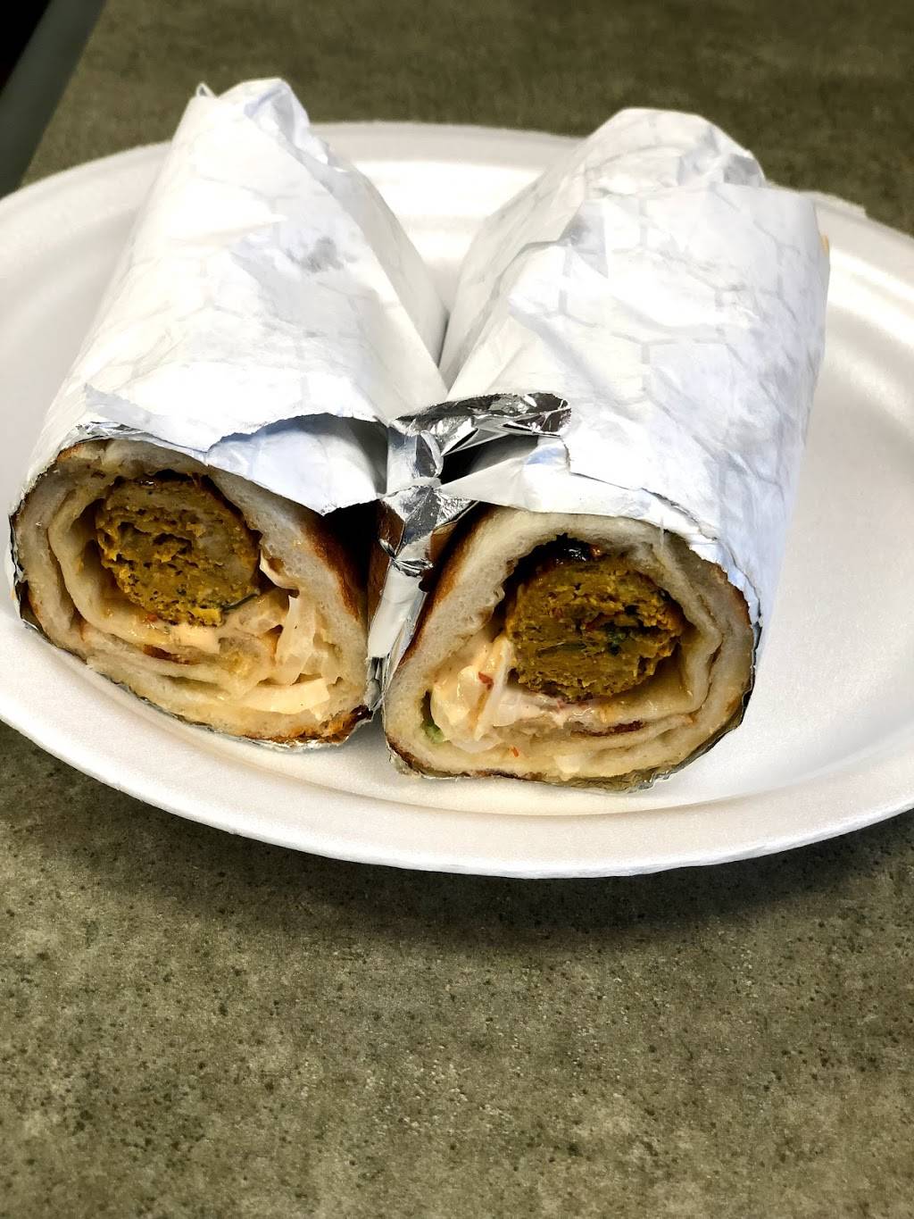 LaRosh | restaurant | 1 Rossland Rd W, Ajax, ON L1Z 1K4, Canada | 9052392255 OR +1 905-239-2255