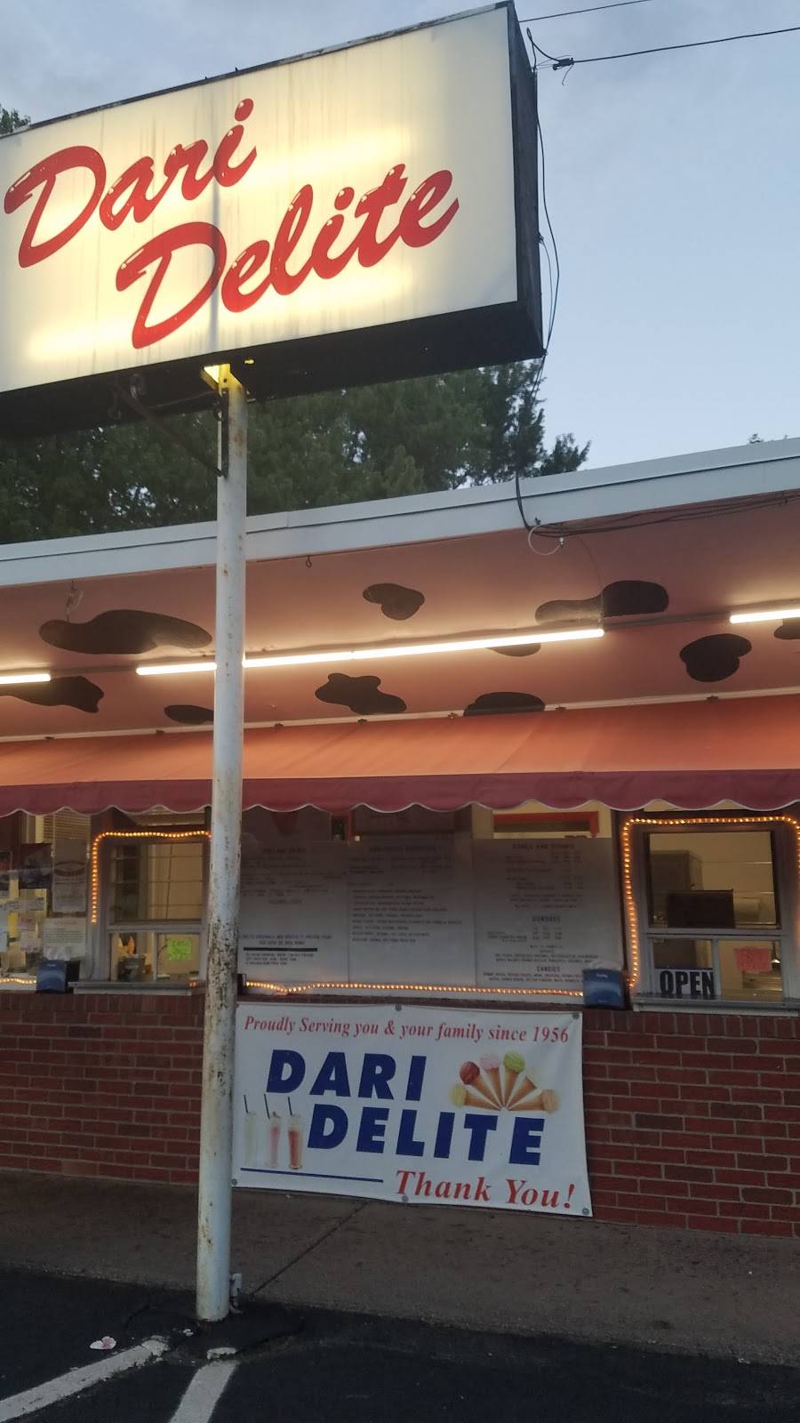 Dari Delite | restaurant | 301 S Main St, East Windsor, CT 06088, USA | 8609964812 OR +1 860-996-4812