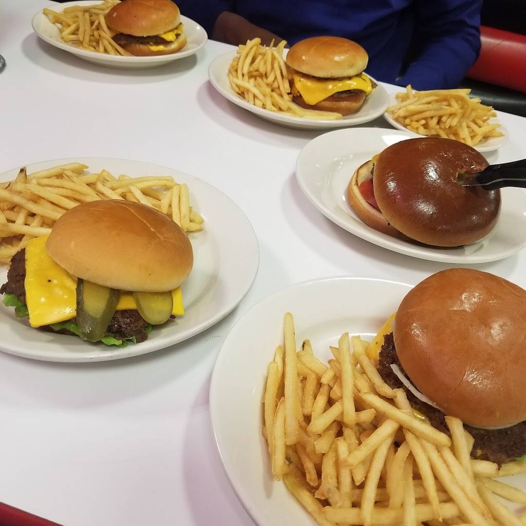 Steak n Shake | restaurant | 2736 Cobb Pkwy, Smyrna, GA 30080, USA | 7709522744 OR +1 770-952-2744