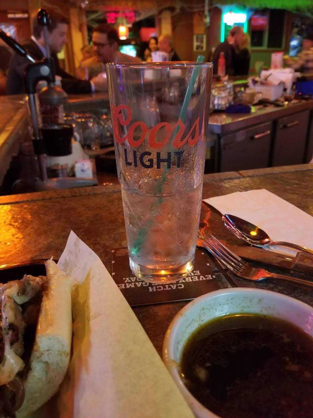 Jacks Tap Room and Quarterback Bar | restaurant | 4342 SW Beaverton Hillsdale Hwy, Portland, OR 97221, USA | 5039772161 OR +1 503-977-2161