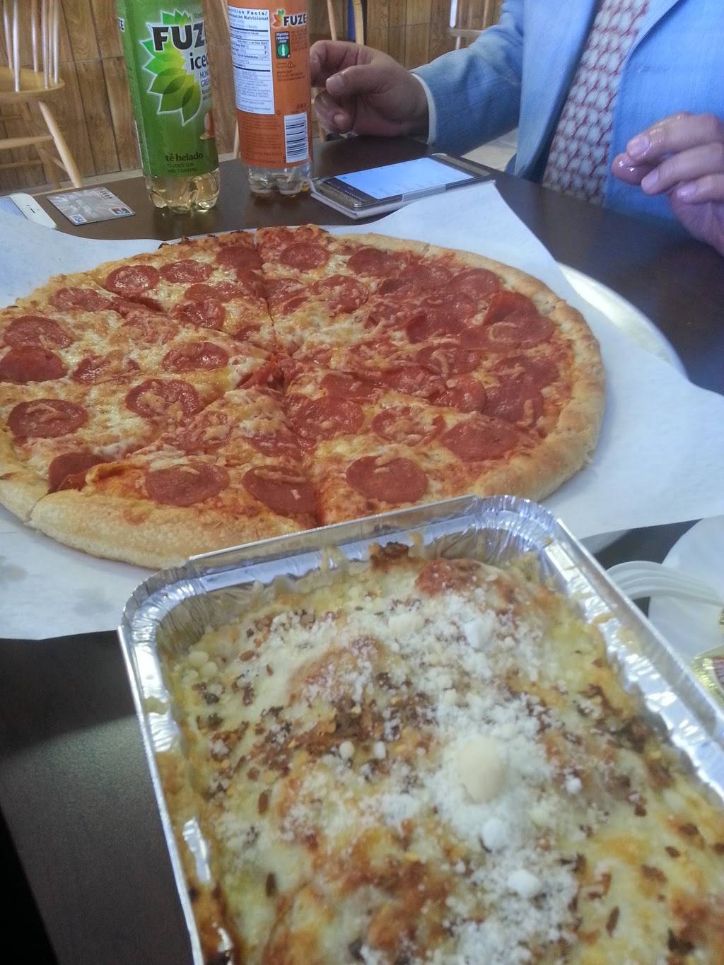 C & S Pizza Of Winchendon | restaurant | 188 Central St, Winchendon, MA 01475, USA | 9782972202 OR +1 978-297-2202