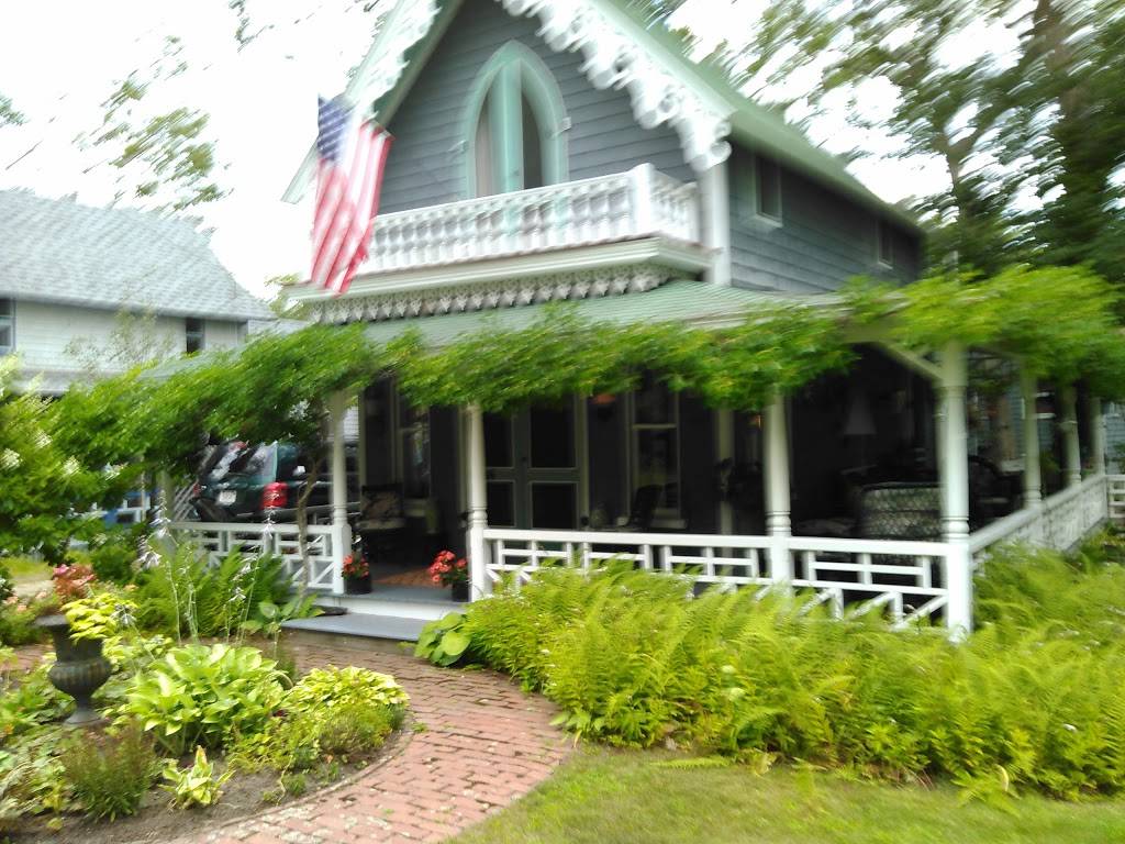 Fat Ronnies Burger Bar | restaurant | 7 Circuit Ave, Oak Bluffs, MA 02557, USA | 5086936600 OR +1 508-693-6600