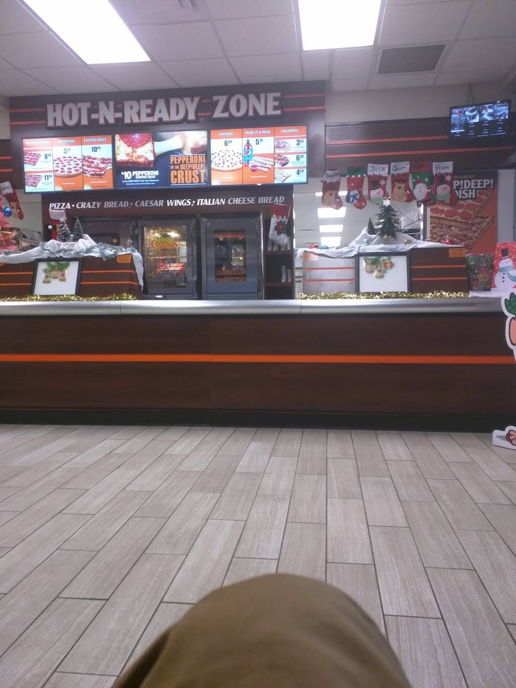 Little Caesars Pizza | meal takeaway | 3030 22nd Ave N, St. Petersburg, FL 33701, USA | 7273172081 OR +1 727-317-2081