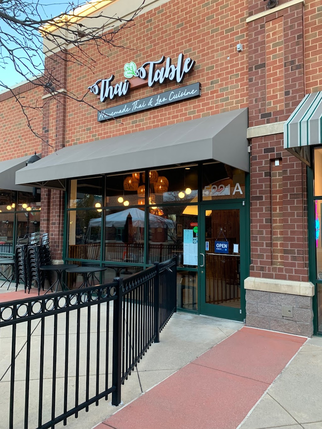 Thai Table / Thai Restaurant | restaurant | 5221 Buckeystown Pike Suite A, Frederick, MD 21704, USA | 2408777034 OR +1 240-877-7034