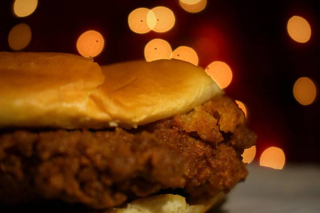 Chick-fil-A | restaurant | 300 W 1st St, Arlington, TX 76019, USA | 8172722919 OR +1 817-272-2919