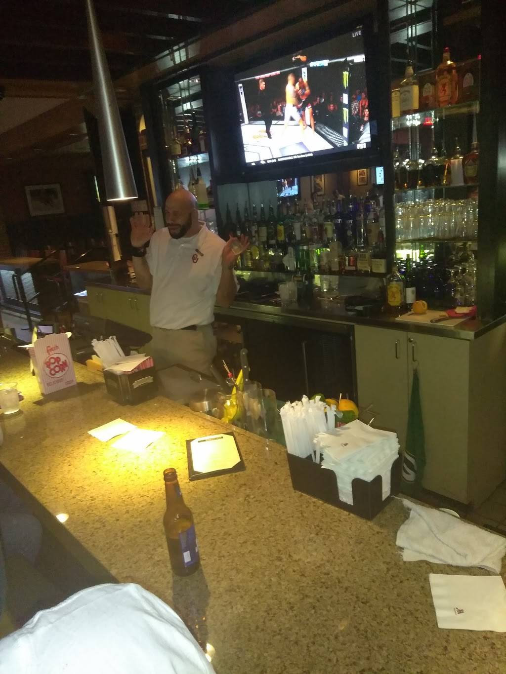 Remingtons Sports Bar | restaurant | 1902 E 71st St, Tulsa, OK 74136, USA | 9185233587 OR +1 918-523-3587