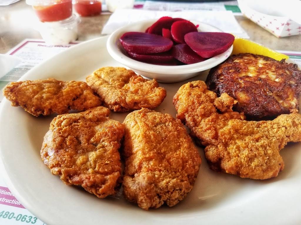 Watermans Crab House | restaurant | 21055 W Sharp St, Rock Hall, MD 21661, USA | 4106392261 OR +1 410-639-2261