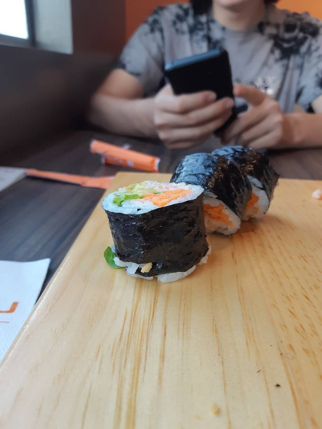 Yuzu sushi | meal takeaway | 5890 Avenue Desjardins, Saint-Hyacinthe, QC J2S 1A5, Canada | 4502529898 OR +1 450-252-9898