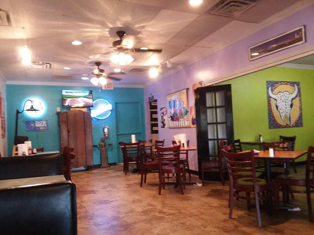 Tommys Hamburger Grill & Patio | restaurant | 2455 Forest Park Blvd, Fort Worth, TX 76110, USA | 8179201776 OR +1 817-920-1776