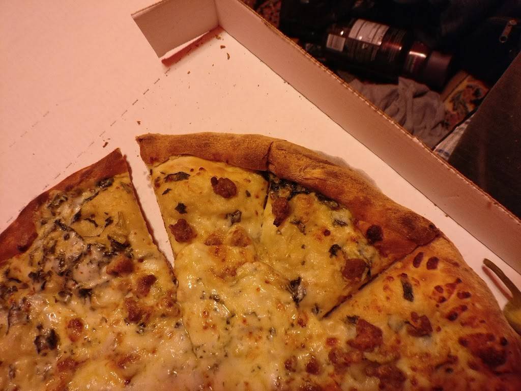 Papa Johns Pizza | restaurant | 7320 W Capitol Dr, Milwaukee, WI 53216, USA | 4144387272 OR +1 414-438-7272