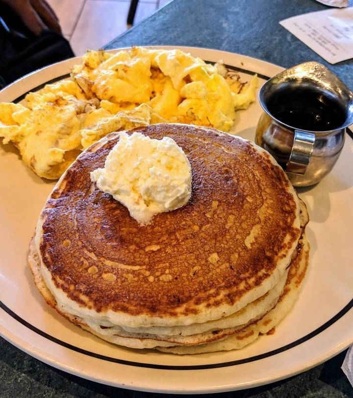 Corner Bakery Cafe | bakery | 4776 Commons Way b1, Calabasas, CA 91302, USA | 8188767340 OR +1 818-876-7340