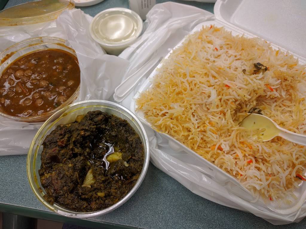 Desi Corner | meal takeaway | 40 Dundas St E, Mississauga, ON L5A 1W2, Canada | 9052757501 OR +1 905-275-7501