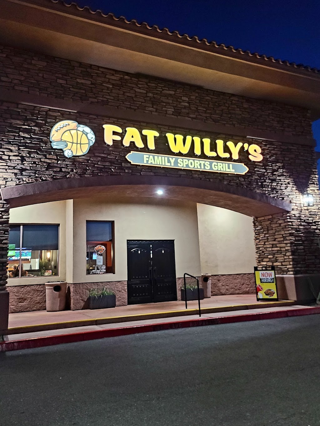 Fat Willys Carefree Hwy & Black Mountain Pkwy | restaurant | 34406 N Black Mountain Pkwy, Cave Creek, AZ 85331, USA | 4805344280 OR +1 480-534-4280