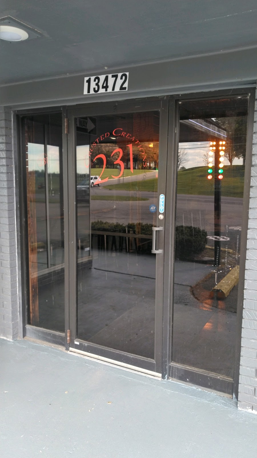 Crusted Creations 231 | restaurant | 13472 Northland Dr, Big Rapids, MI 49307, USA | 2315989007 OR +1 231-598-9007