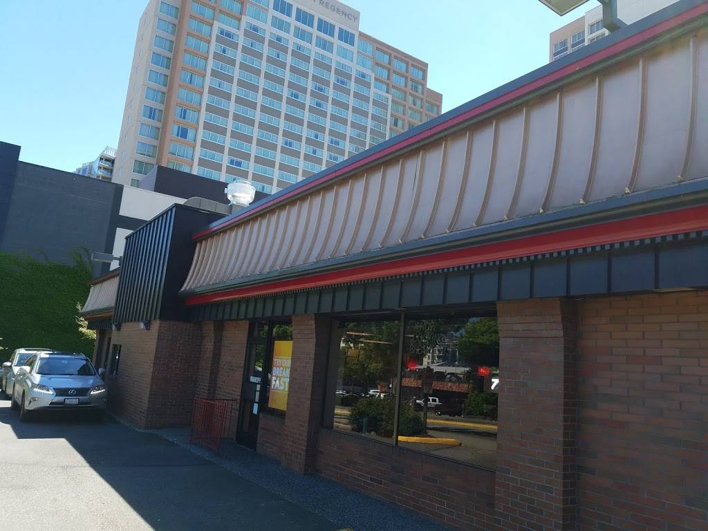 Wendys | restaurant | 940 Bellevue Way NE, Bellevue, WA 98004, USA | 4254541711 OR +1 425-454-1711
