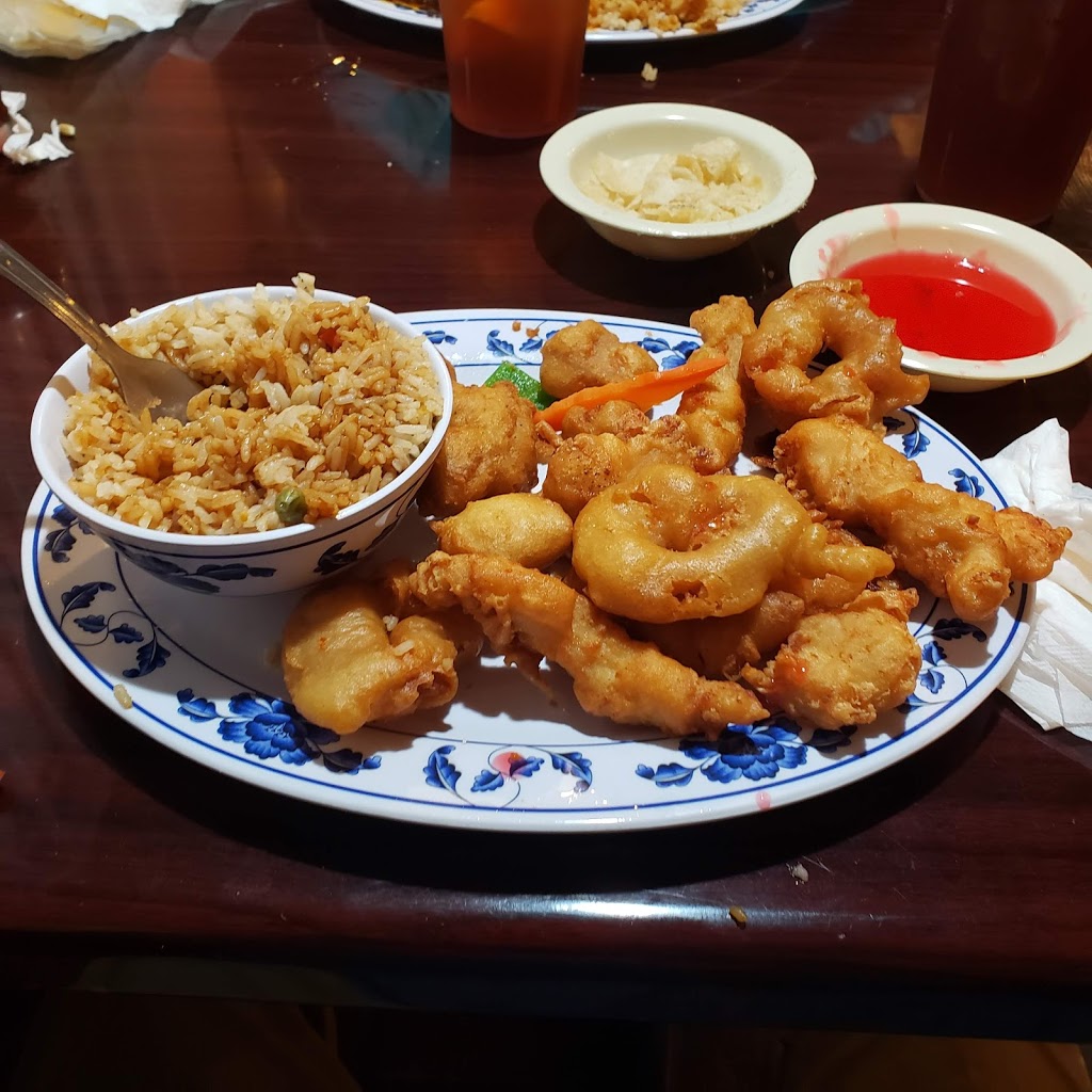 Aprils Chinese Restaurant | restaurant | 2030 S Alamo St, San Antonio, TX 78204, USA | 2102237335 OR +1 210-223-7335
