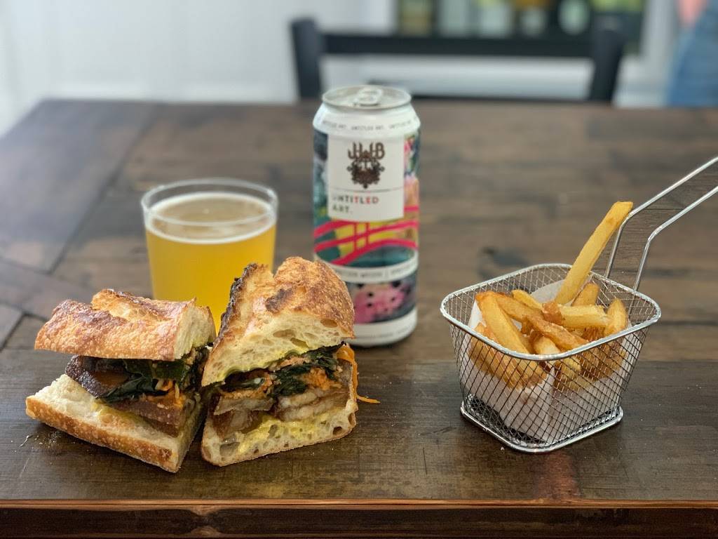 Rinds, Wines, and Swines | restaurant | Evanston, OH 45208, USA | 5133210192 OR +1 513-321-0192