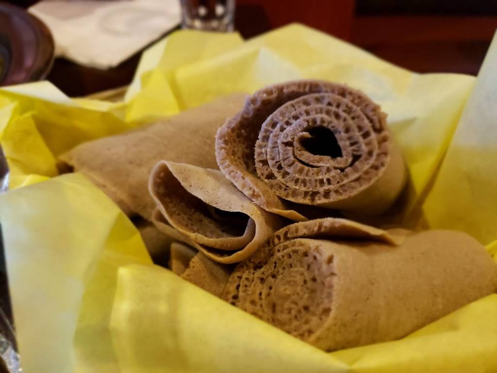 Walia | restaurant | 2208 Business Cir, San Jose, CA 95128, USA | 4086455001 OR +1 408-645-5001