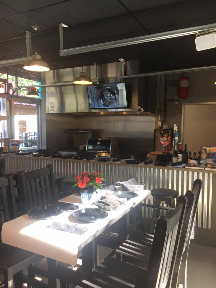 Sullys Grill at Sullivan Hardware & Garden | restaurant | 6955 N Keystone Ave, Indianapolis, IN 46220, USA | 3172559230 OR +1 317-255-9230