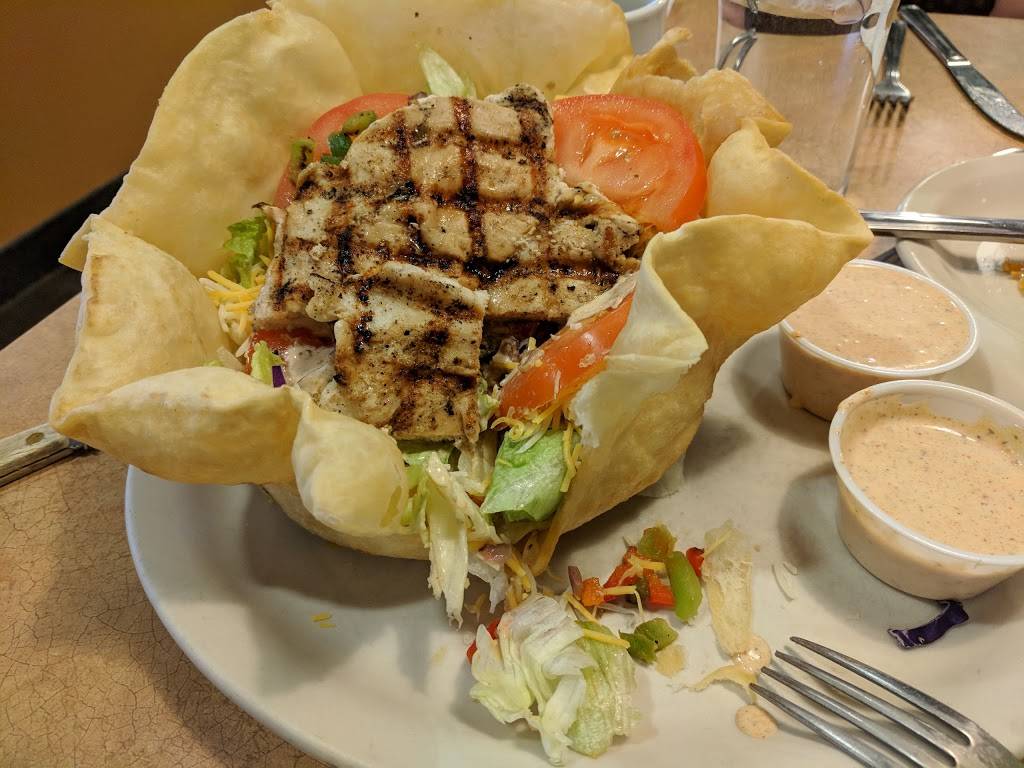 Rainbow Grill Hudsonville | restaurant | 4225 32nd Ave, Hudsonville, MI 49426, USA | 6168960033 OR +1 616-896-0033