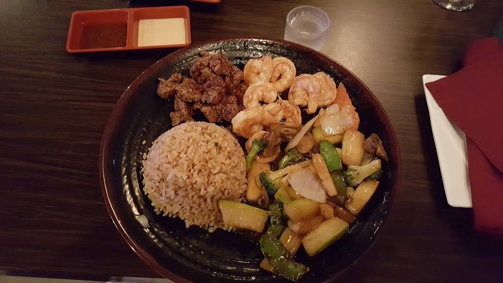 Sakura | restaurant | 1097 Old Country Rd, Riverhead, NY 11901, USA | 6317278688 OR +1 631-727-8688