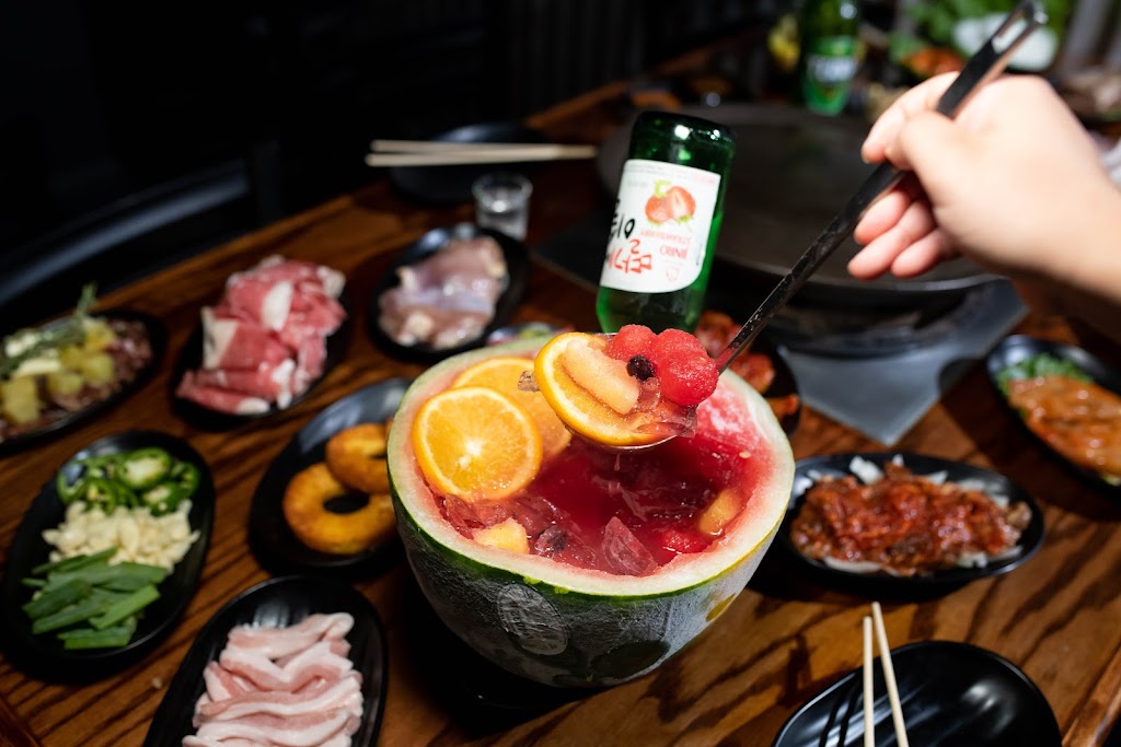 MeatUp Korean BBQ & Bar | restaurant | 8503 Baltimore Ave, College Park, MD 20740, USA | 3012201635 OR +1 301-220-1635