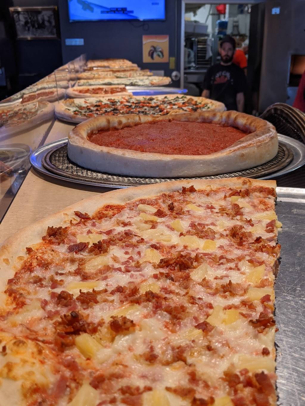 Westshore Pizza | restaurant | 212 37th Ave N, St. Petersburg, FL 33704, USA | 7278985555 OR +1 727-898-5555