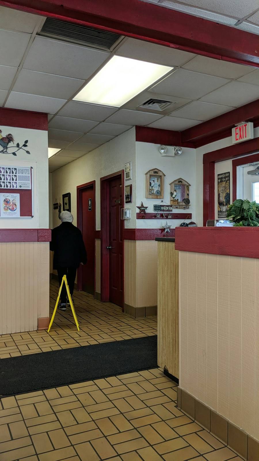 Lees Famous Recipe Chicken | restaurant | 815 W State St, Trenton, OH 45067, USA | 5139885118 OR +1 513-988-5118