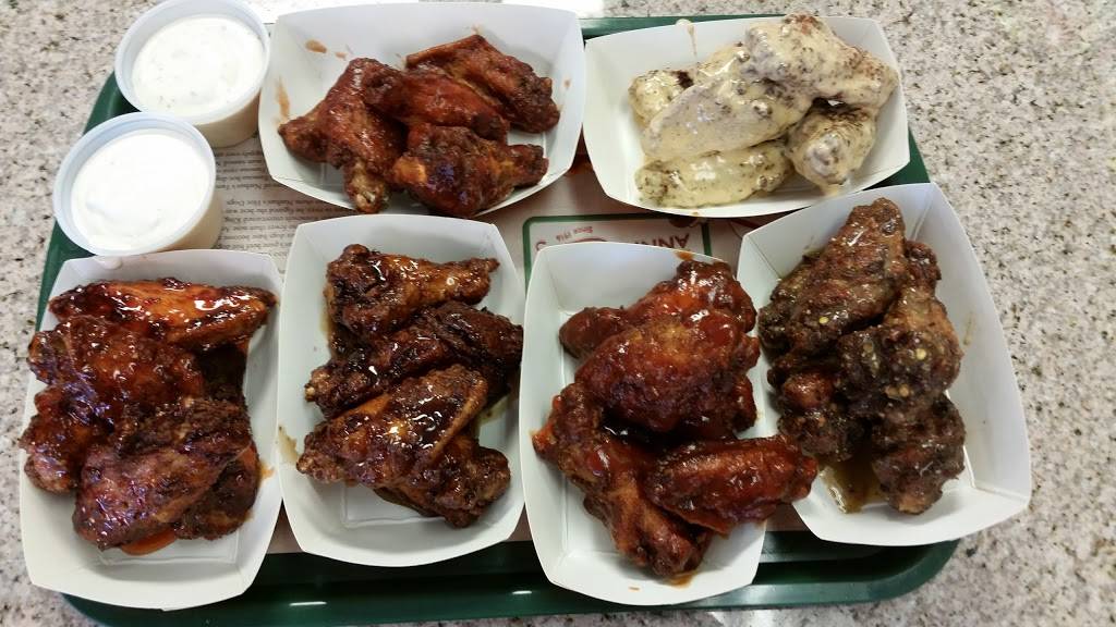 Triple Play Treats | restaurant | 630 Portion Rd, Ronkonkoma, NY 11779, USA | 6316767400 OR +1 631-676-7400