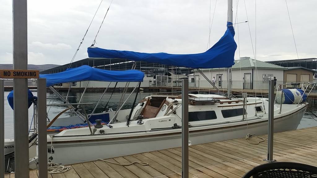 Scorpion Bay Club | restaurant | 10970 Peninsula Blvd, Morristown, AZ 85342, USA | 9285012628 OR +1 928-501-2628