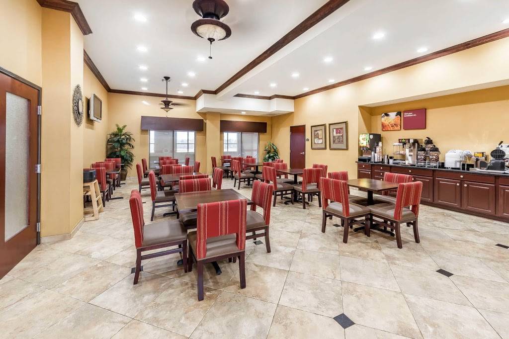 Comfort Suites | restaurant | 11424 NW 4th St, Yukon, OK 73099, USA | 4055776500 OR +1 405-577-6500