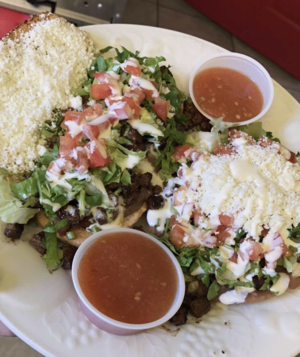 Flores28 | restaurant | 316 E Cevallos St, San Antonio, TX 78204, USA | 2102282828 OR +1 210-228-2828