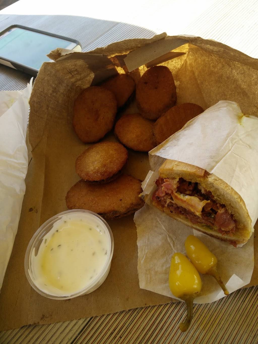 Buckos Jolly Kone Drive In | restaurant | 924 34th St, Bakersfield, CA 93301, USA | 6613221731 OR +1 661-322-1731