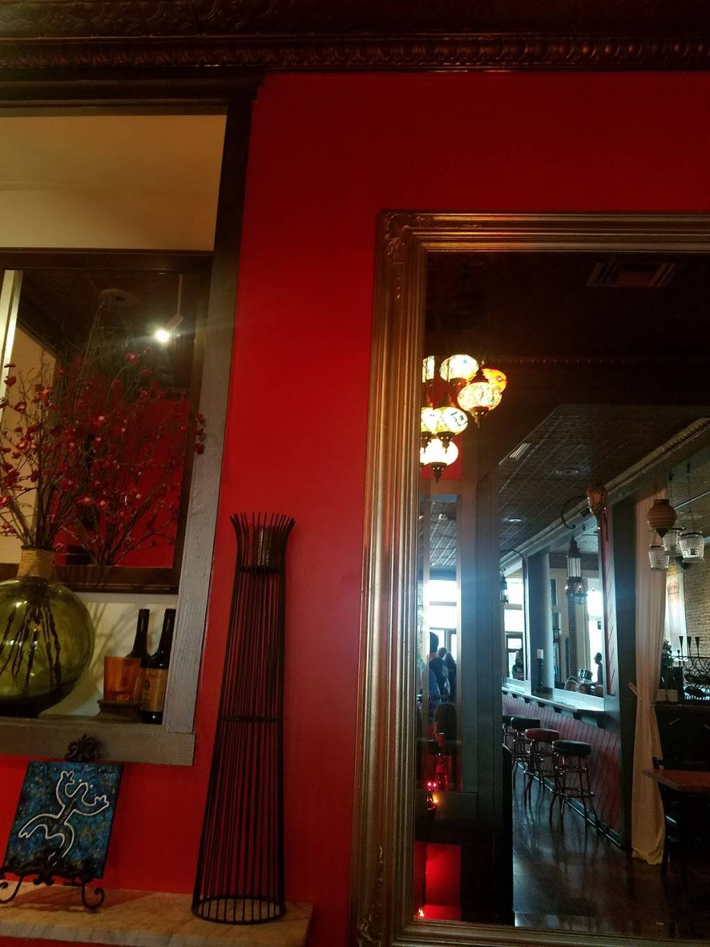 Lolas Lounge | restaurant | 9085 Elk Grove Blvd, Elk Grove, CA 95624, USA | 9166855652 OR +1 916-685-5652