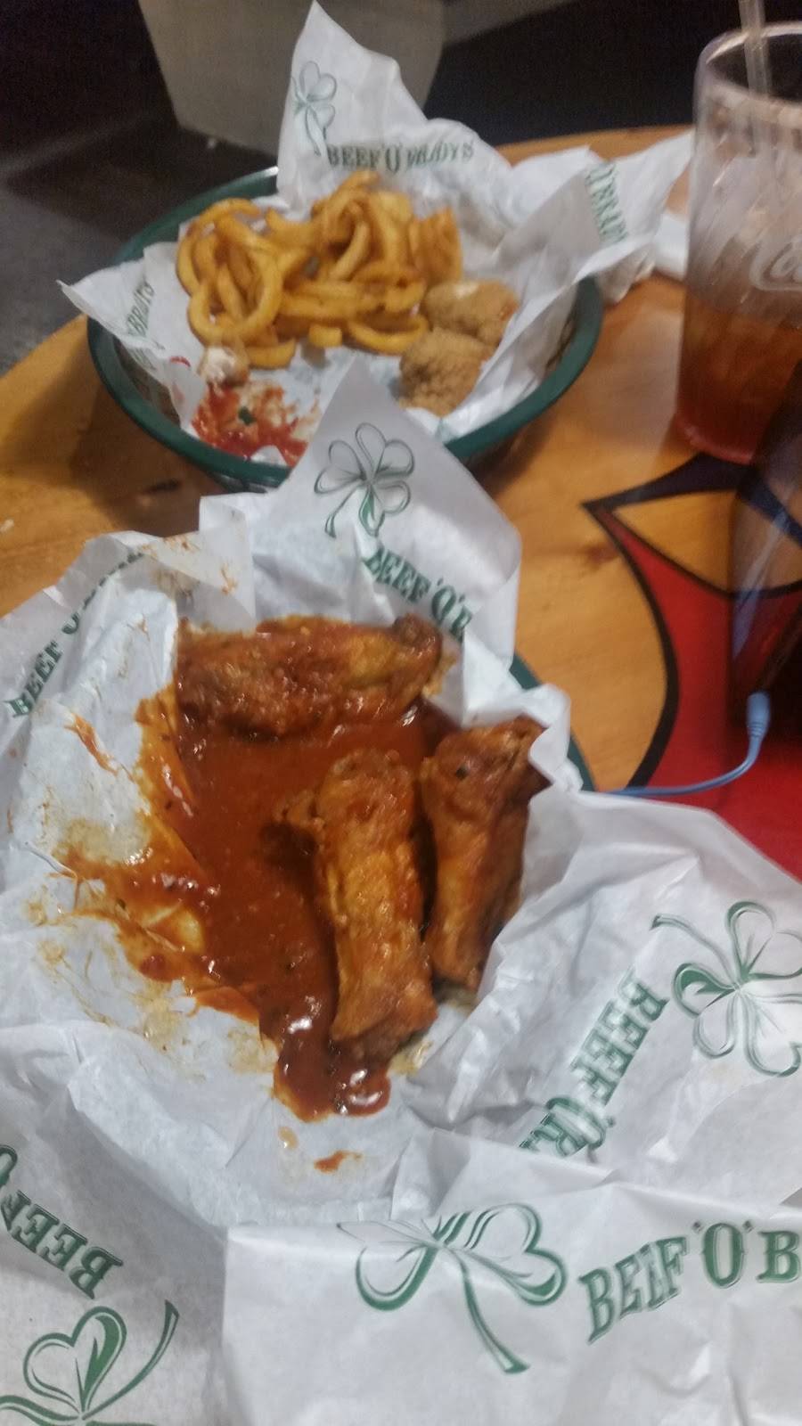 Beef O Bradys | restaurant | 2418 James L Redman Pkwy, Plant City, FL 33566, USA | 8137570300 OR +1 813-757-0300