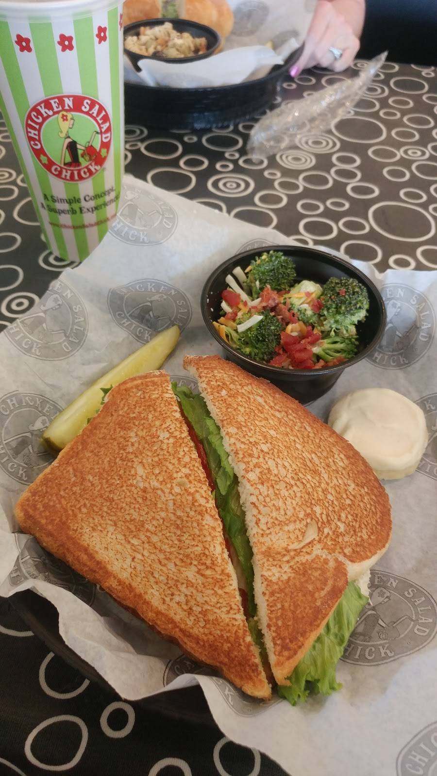 Chicken Salad Chick | restaurant | 35271 US Hwy 19 N, Palm Harbor, FL 34684, USA | 7277548185 OR +1 727-754-8185