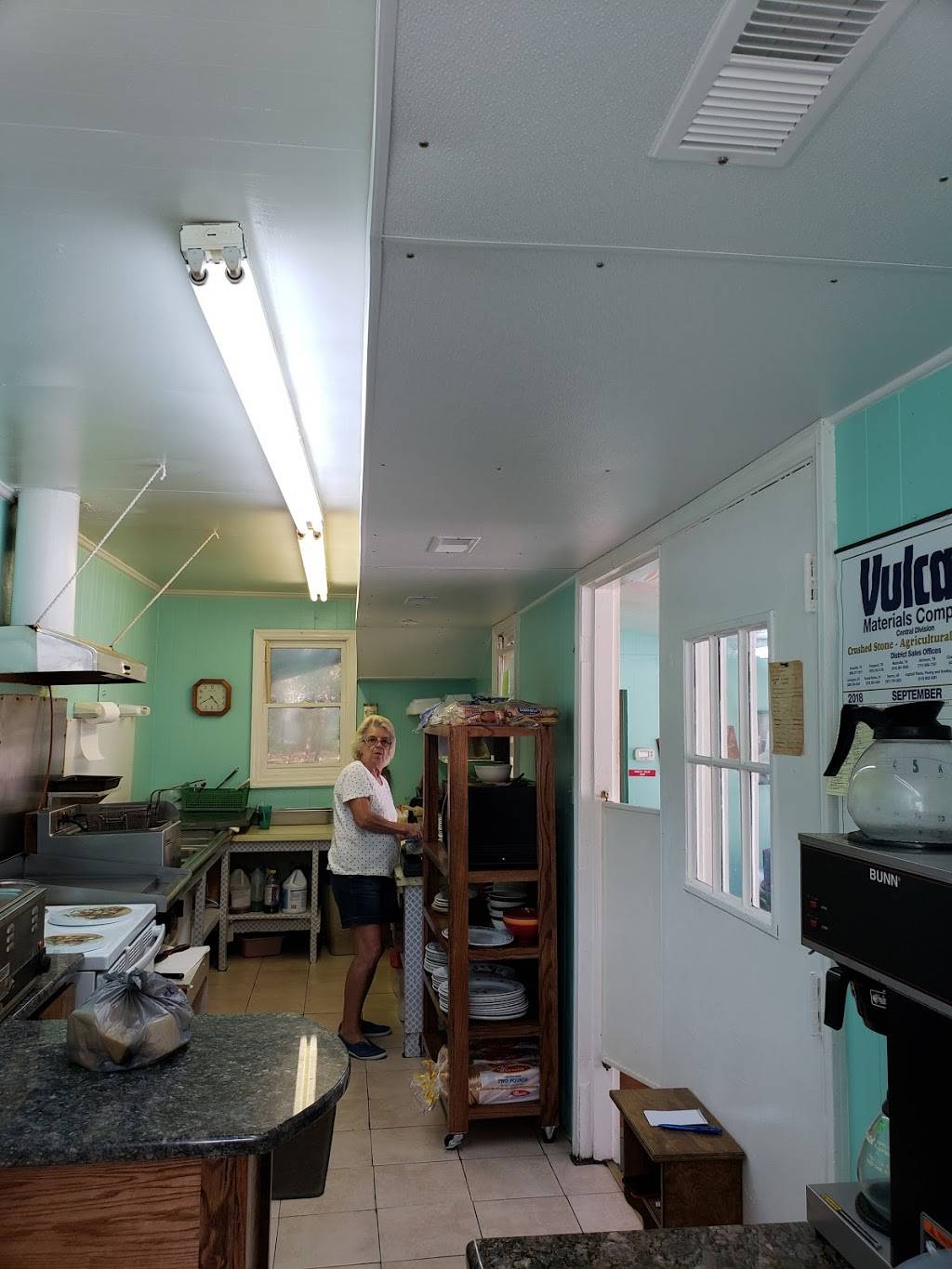 Kays Restaurant | restaurant | 4893 Highway 11 W, Kingsport, TN 37660, USA | 4233233653 OR +1 423-323-3653