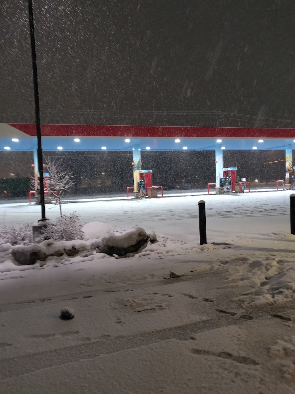 Maverik Adventures First Stop | restaurant | 2702 N Sullivan Rd, Spokane Valley, WA 99216, USA | 5099280333 OR +1 509-928-0333